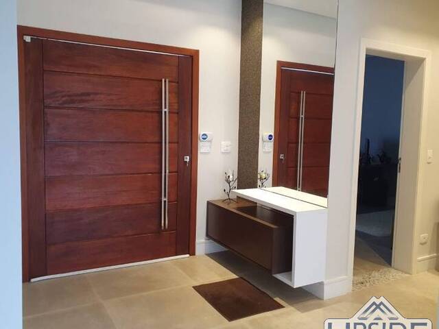 Casa para Venda em São José dos Campos - 4