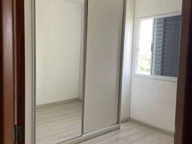 Apartamento para Venda em São José dos Campos - 4