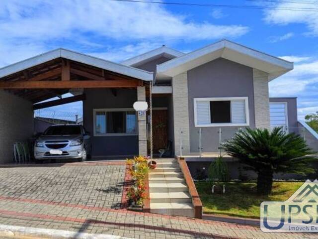 Casa para Venda em São José dos Campos - 2