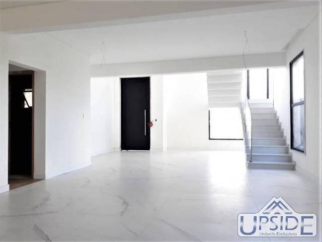 Casa para Venda em São José dos Campos - 3