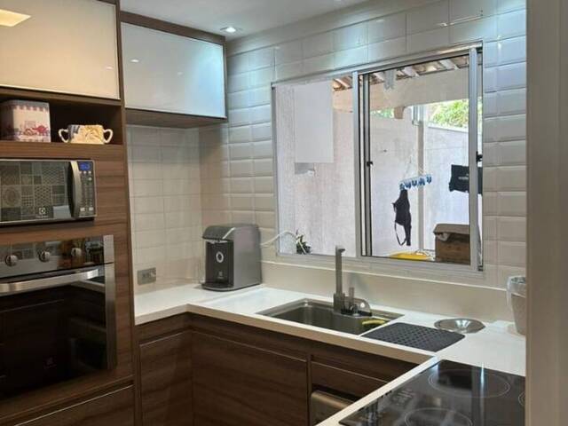 Casa para Venda em São José dos Campos - 2