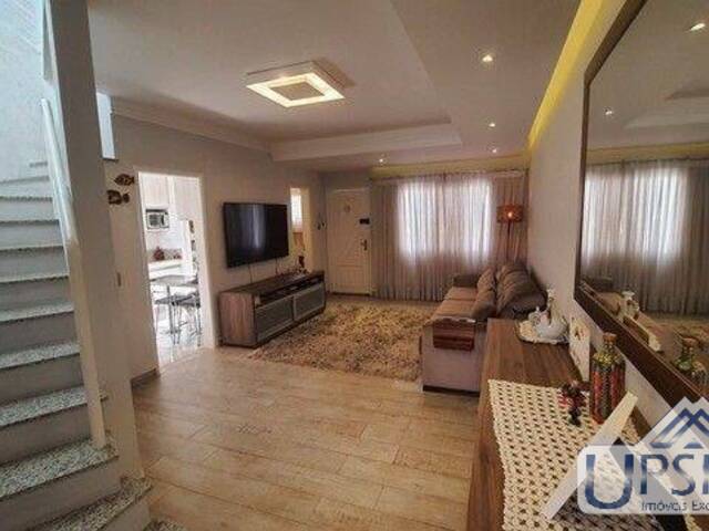 Casa para Venda em São José dos Campos - 3