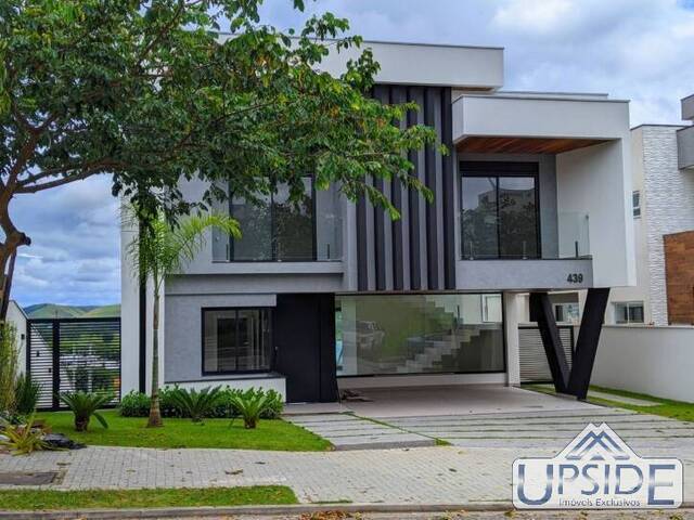 Casa para Venda em São José dos Campos - 3