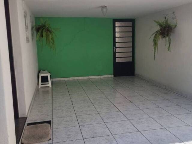 Casa para Venda em São José dos Campos - 4
