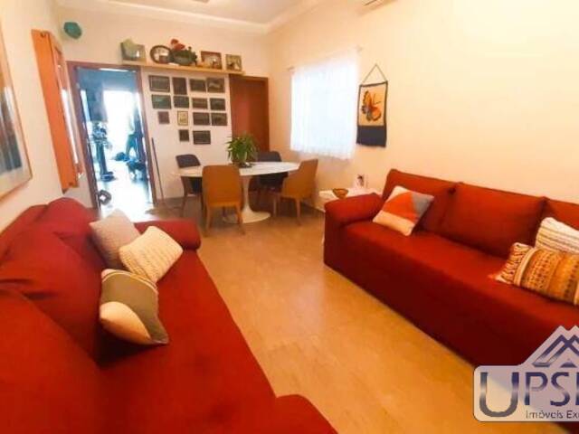 Casa para Venda em São José dos Campos - 2