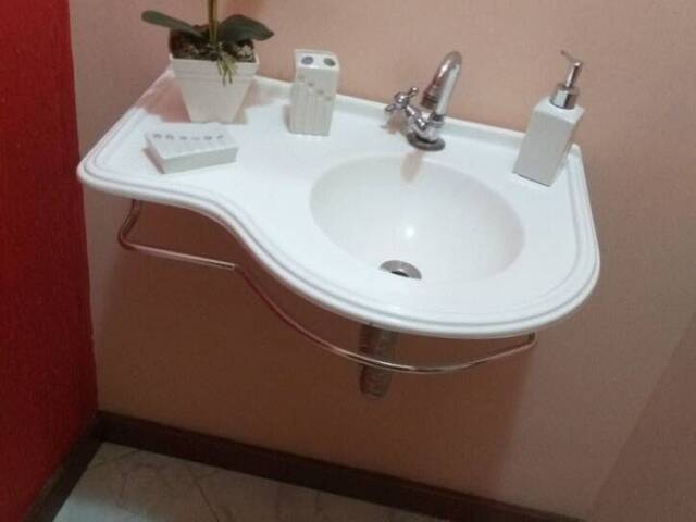 Casa para Venda em São José dos Campos - 4