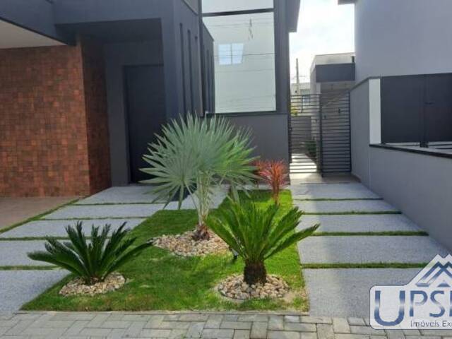 Casa para Venda em São José dos Campos - 3