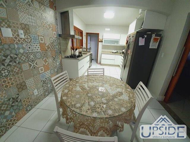 Casa para Venda em São José dos Campos - 2