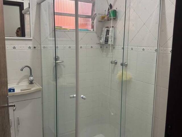 Casa para Venda em São José dos Campos - 4