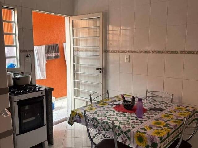 Casa para Venda em São José dos Campos - 5