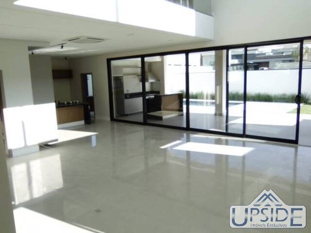 Casa para Venda em São José dos Campos - 3