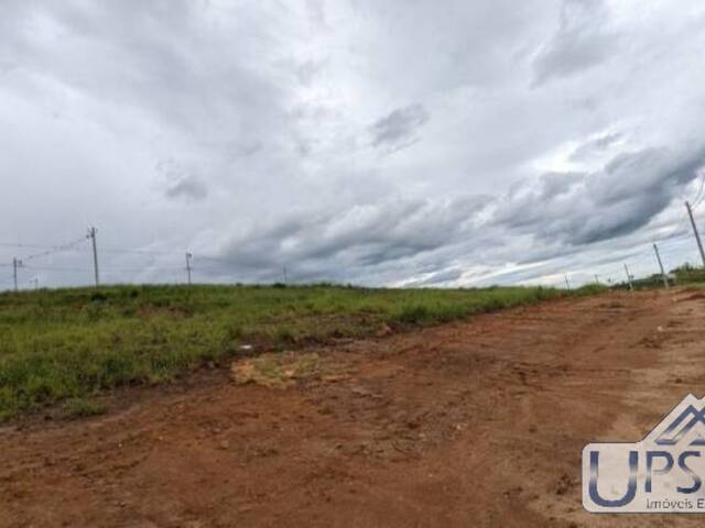 Terreno para Venda em São José dos Campos - 5