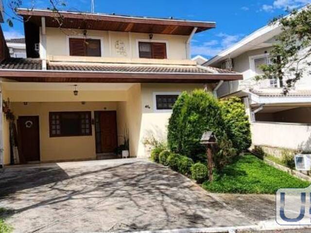Casa para Venda em São José dos Campos - 2