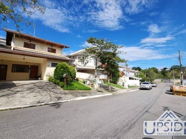 Casa para Venda em São José dos Campos - 3