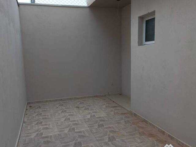 Casa para Venda em São José dos Campos - 5