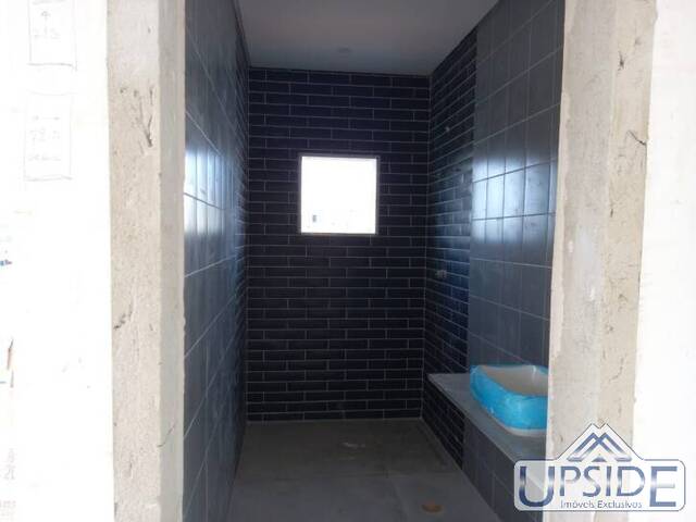 Casa para Venda em São José dos Campos - 4