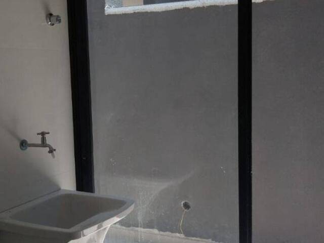 Casa para Venda em São José dos Campos - 4