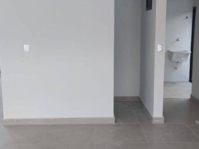 Casa para Venda em São José dos Campos - 5