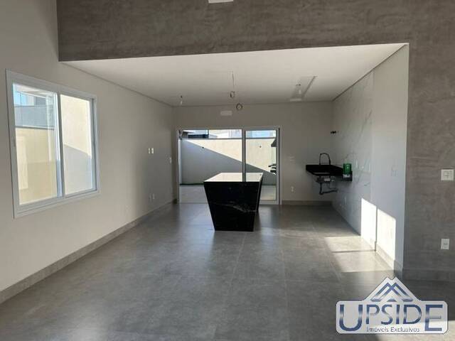 Casa para Venda em São José dos Campos - 2