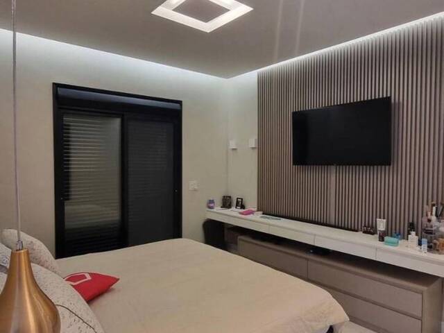 Casa para Venda em São José dos Campos - 2