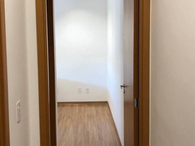 Apartamento para Venda em São José dos Campos - 3