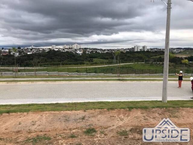 Terreno para Venda em São José dos Campos - 3