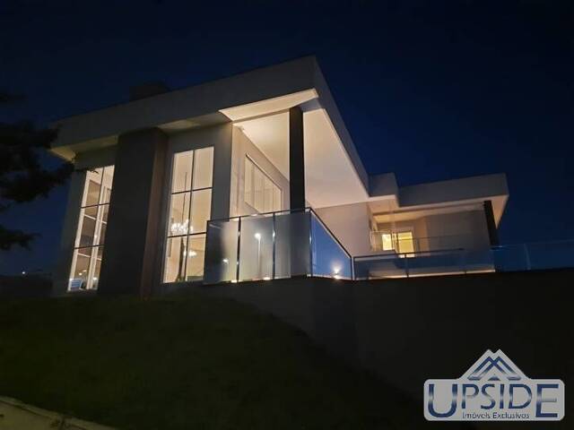 Casa para Venda em São José dos Campos - 4