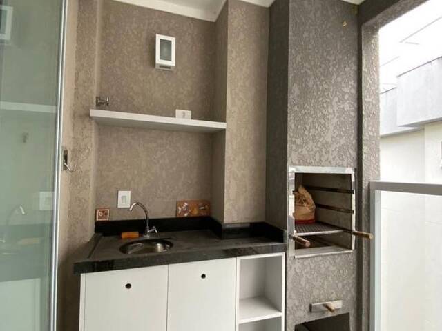 Apartamento para Venda em Ubatuba - 2