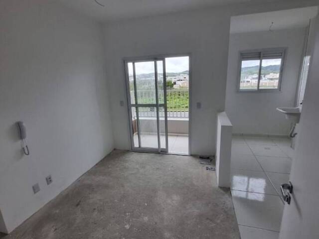 Apartamento para Venda em São José dos Campos - 3