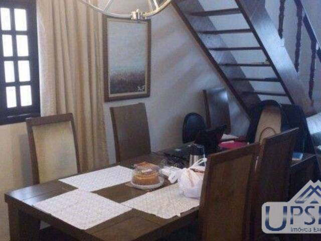 Casa para Venda em São José dos Campos - 2