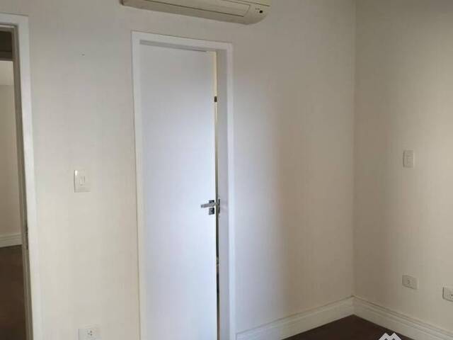 Apartamento para Venda em São José dos Campos - 5