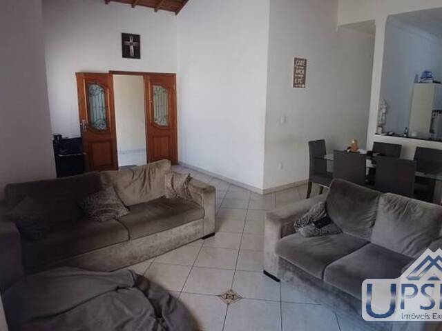 Casa para Venda em São José dos Campos - 5