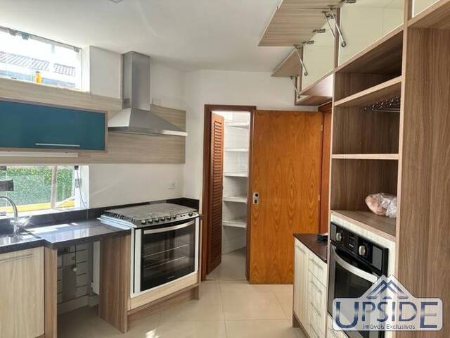 Casa para Venda em São José dos Campos - 4