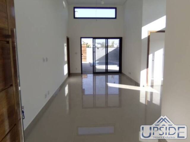 Casa para Venda em São José dos Campos - 2