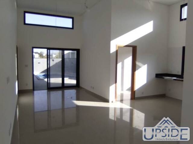 Casa para Venda em São José dos Campos - 4