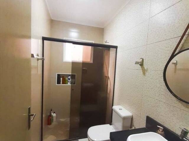 Casa para Venda em São José dos Campos - 5