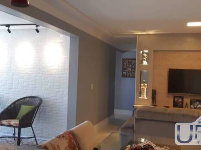 Apartamento para Venda em São José dos Campos - 2