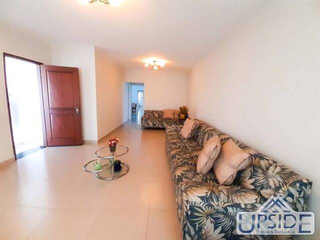 Casa para Venda em São José dos Campos - 3