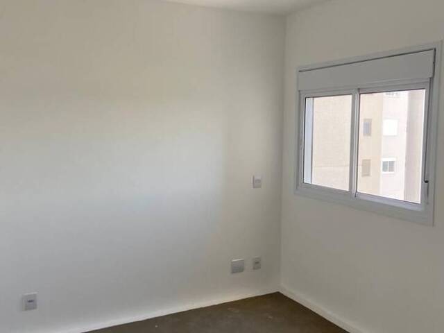 Apartamento para Venda em São José dos Campos - 2