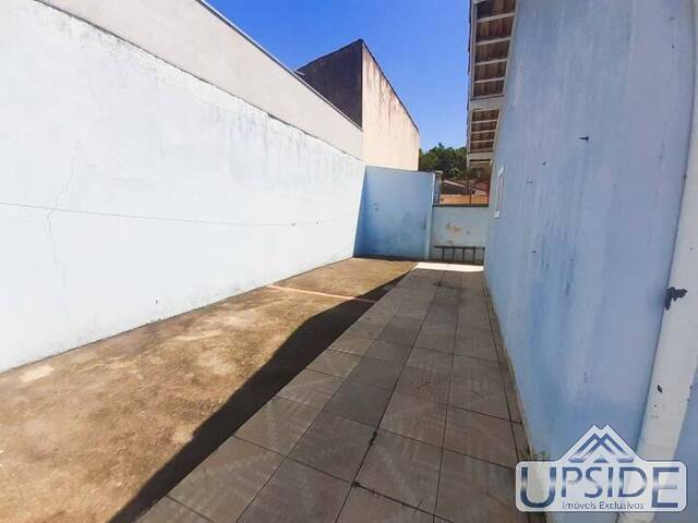 Casa para Venda em São José dos Campos - 3