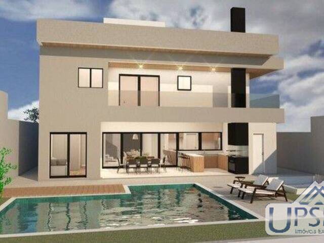 Casa para Venda em São José dos Campos - 3