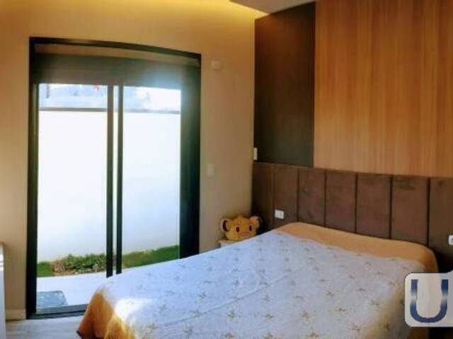 Casa para Venda em São José dos Campos - 2