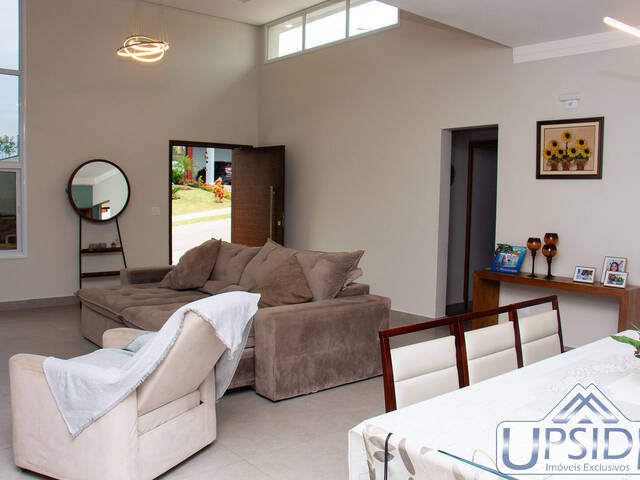 Casa para Venda em São José dos Campos - 4