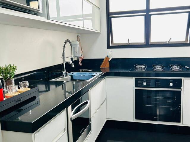 Apartamento para Venda em São José dos Campos - 2