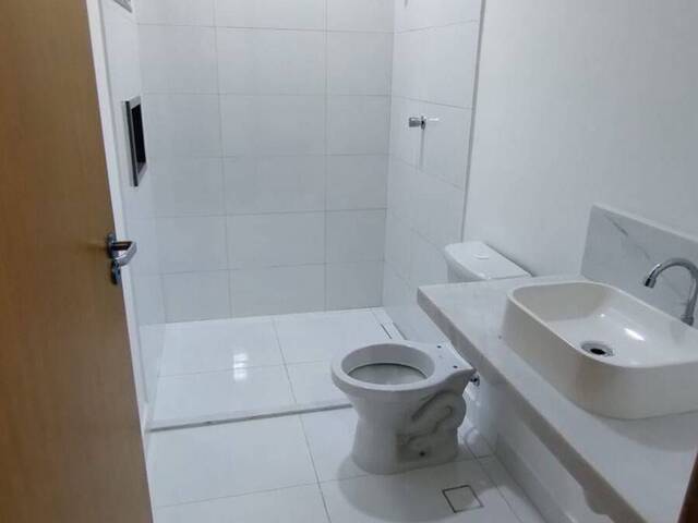 Casa para Venda em São José dos Campos - 5