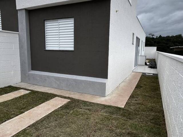 #1269 - Casa para Venda em Jacareí - SP - 2