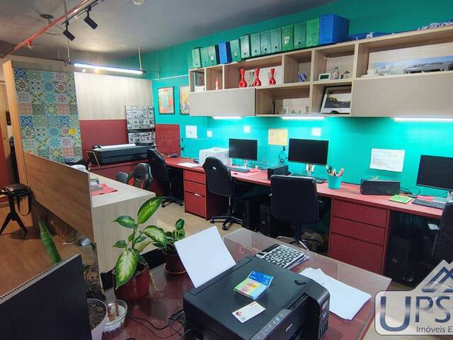 Locação em Parque Residencial Aquarius - São José dos Campos