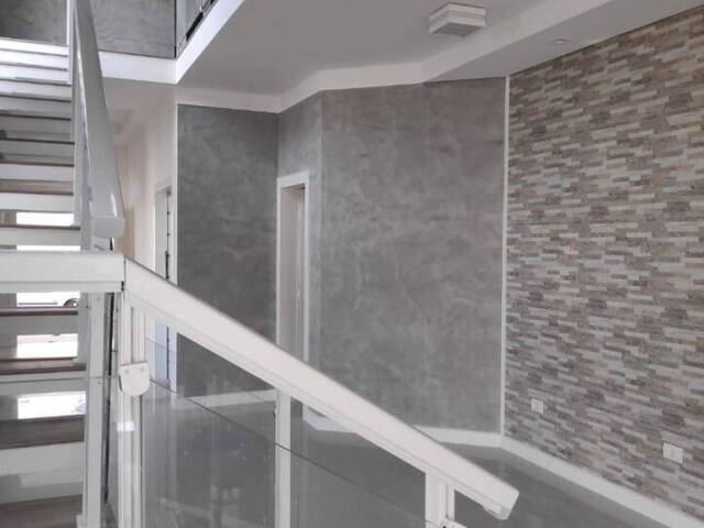 Casa para Venda em São José dos Campos - 4