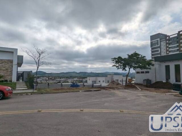 Terreno para Venda em São José dos Campos - 5