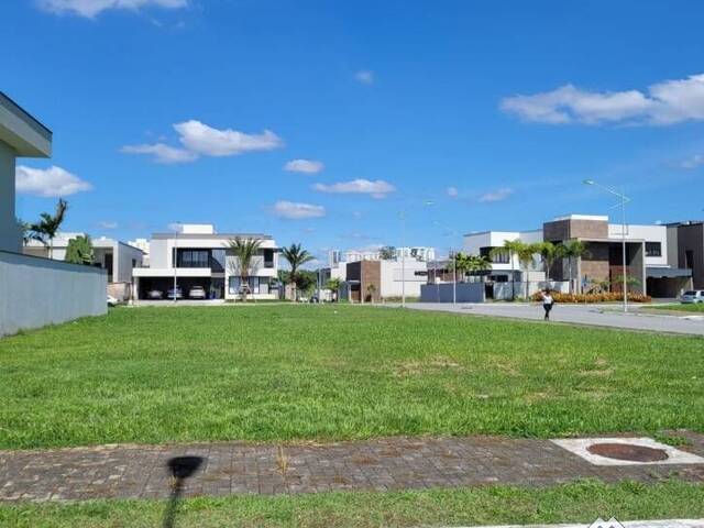 Terreno para Venda em São José dos Campos - 2